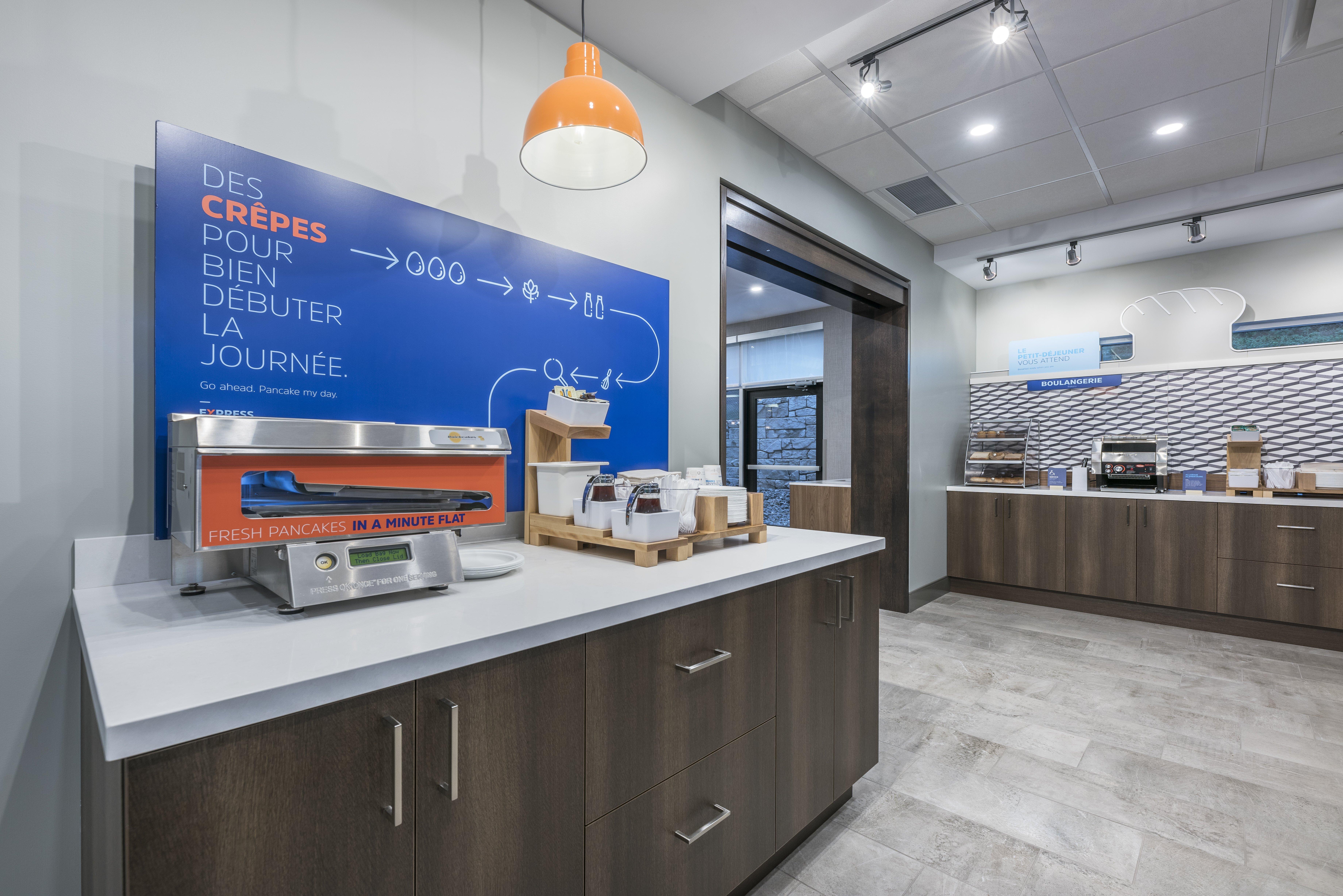 Holiday Inn Express & Suites Moncton By Ihg Εξωτερικό φωτογραφία