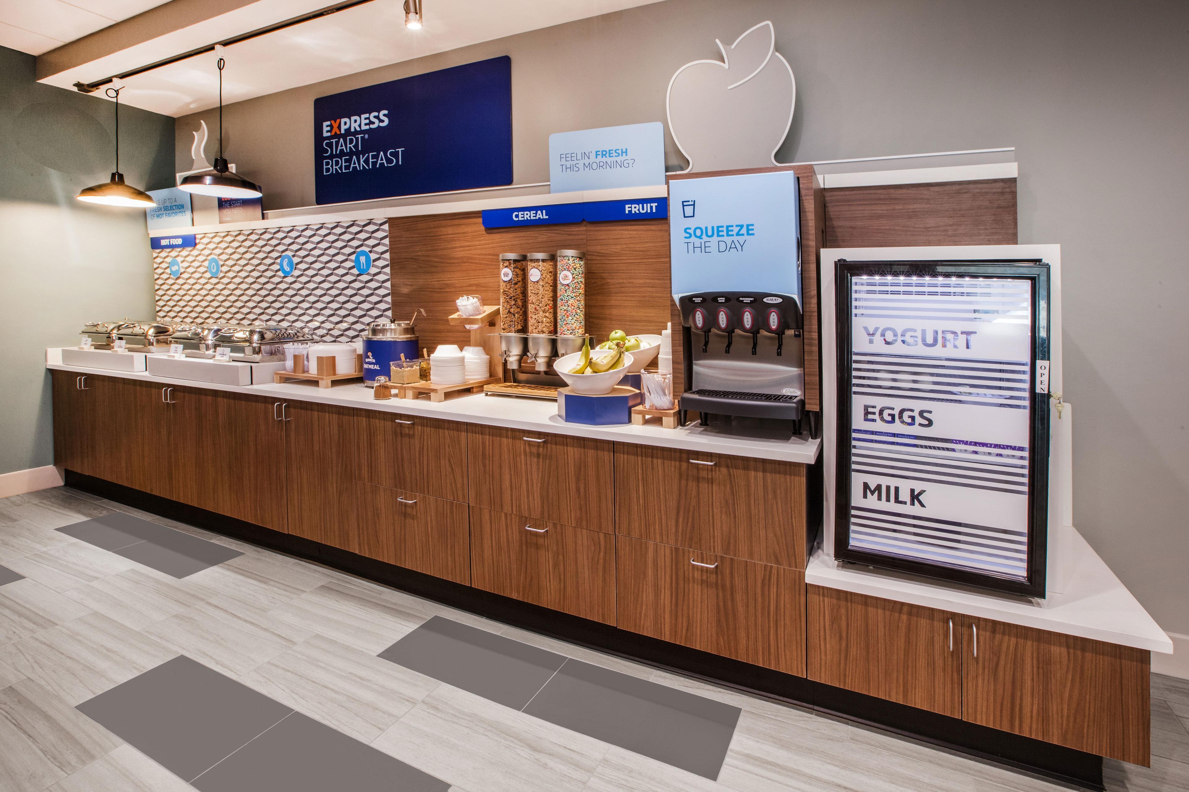 Holiday Inn Express & Suites Moncton By Ihg Εξωτερικό φωτογραφία